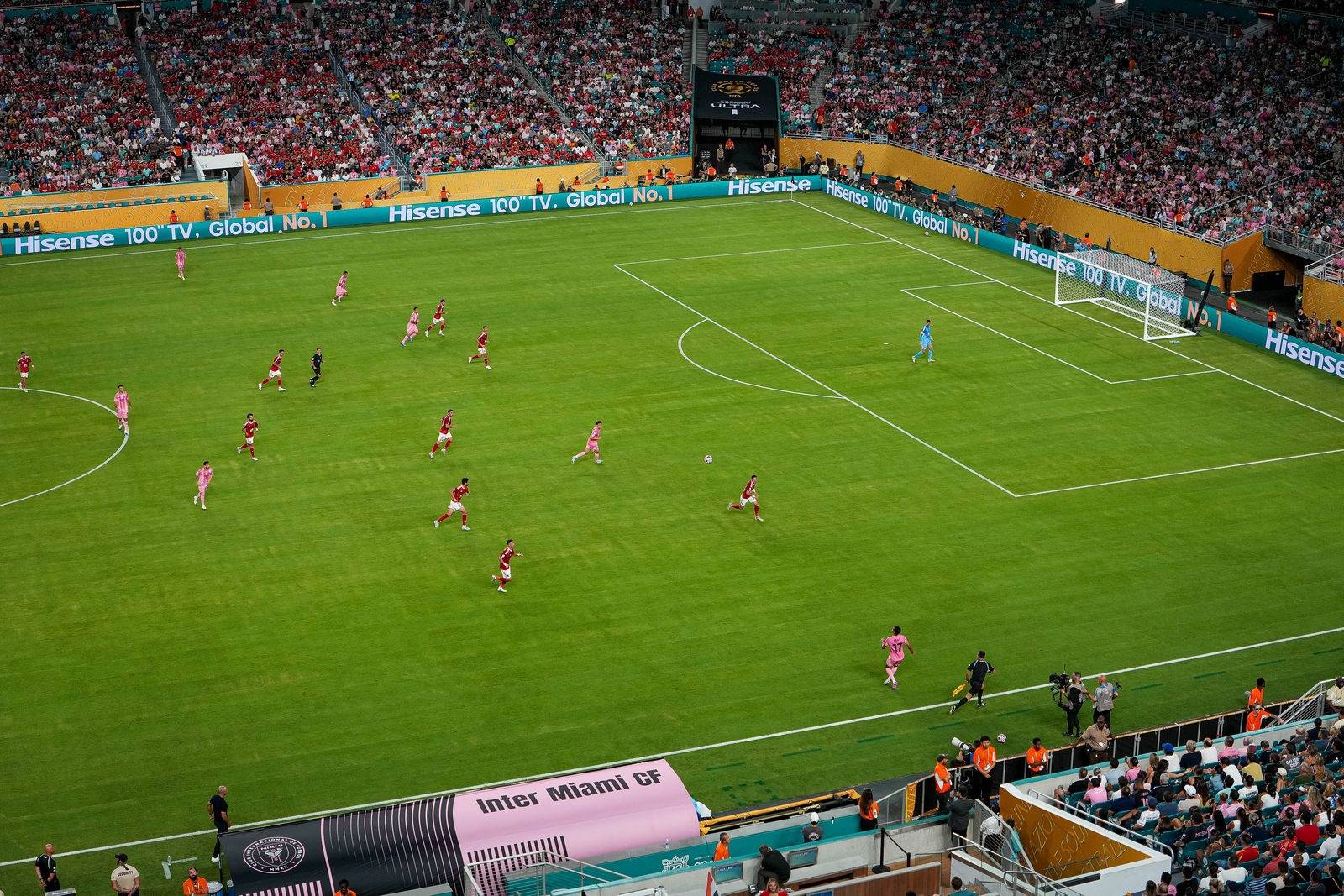 开云电子-梅西关键时刻救险，恒大力保胜局拿下系列赛